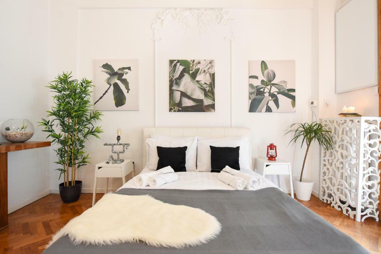 Apartmán Love.Travel.Explore ♥️Apt W/ Balcony In Old Town Bukurešť Exteriér fotografie